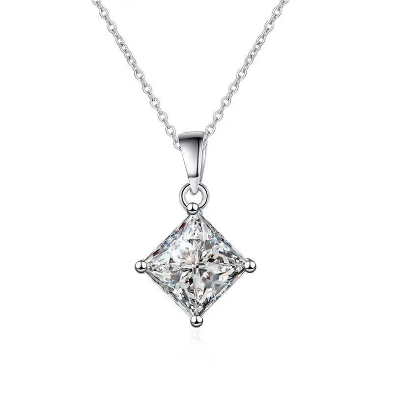 Princess Pendant (2.0 Carat)