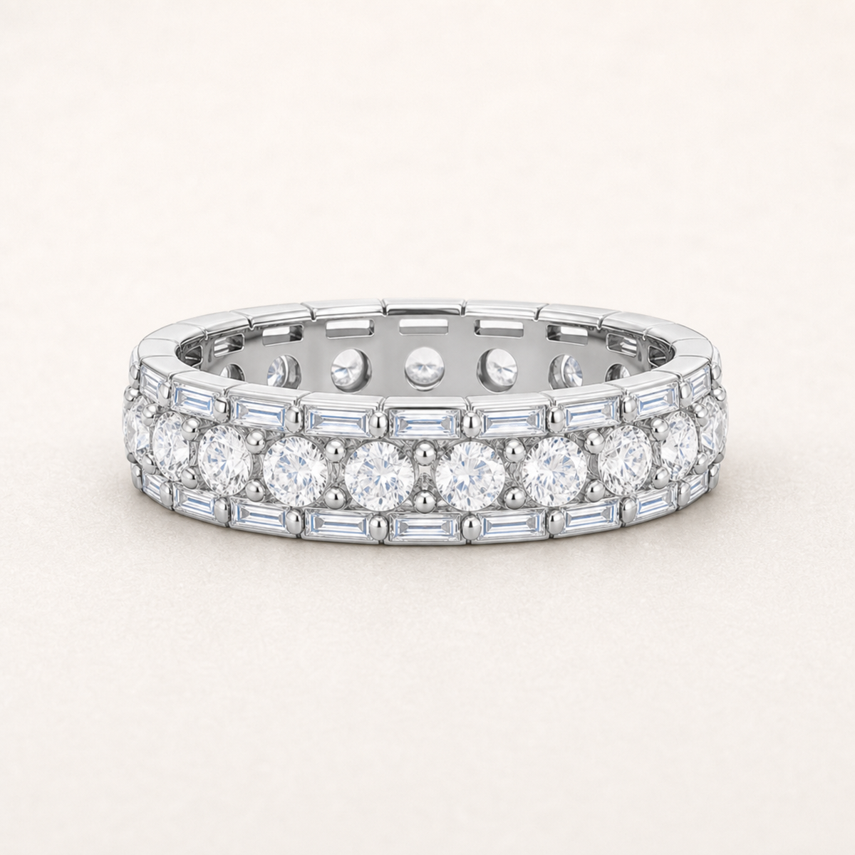 Close-up van de constructie van Mosaïque-ring – Mosaïque-ring met platinaplating