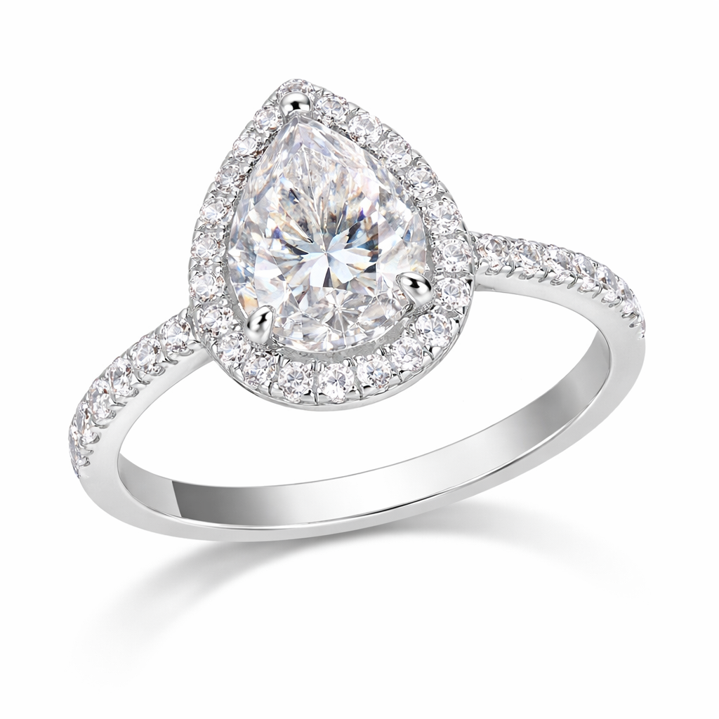 Poir Charmant Ring