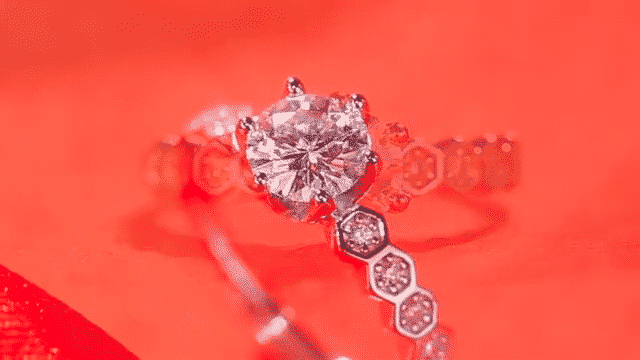 La Rayon Ring™