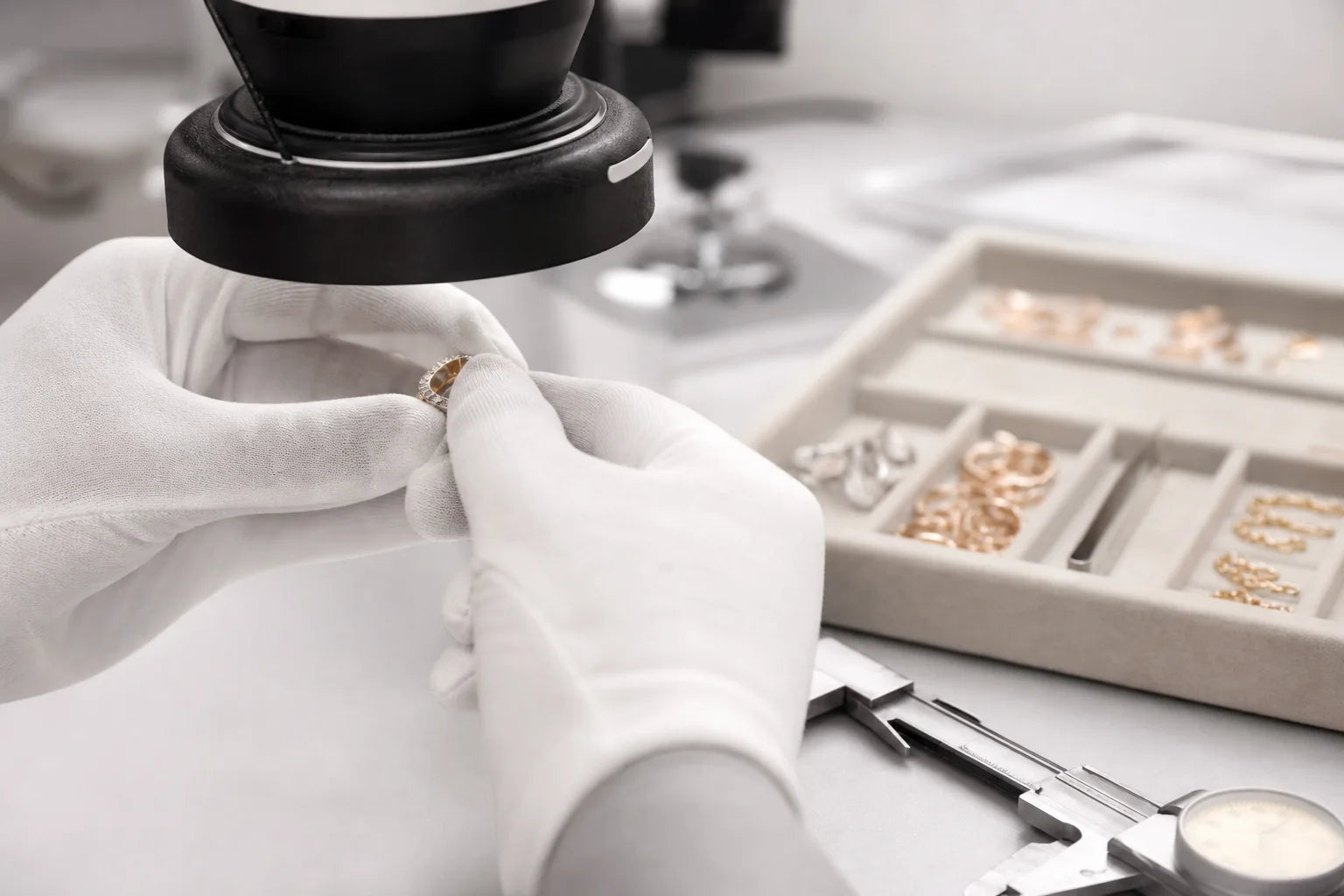 Final jewellery quality inspection