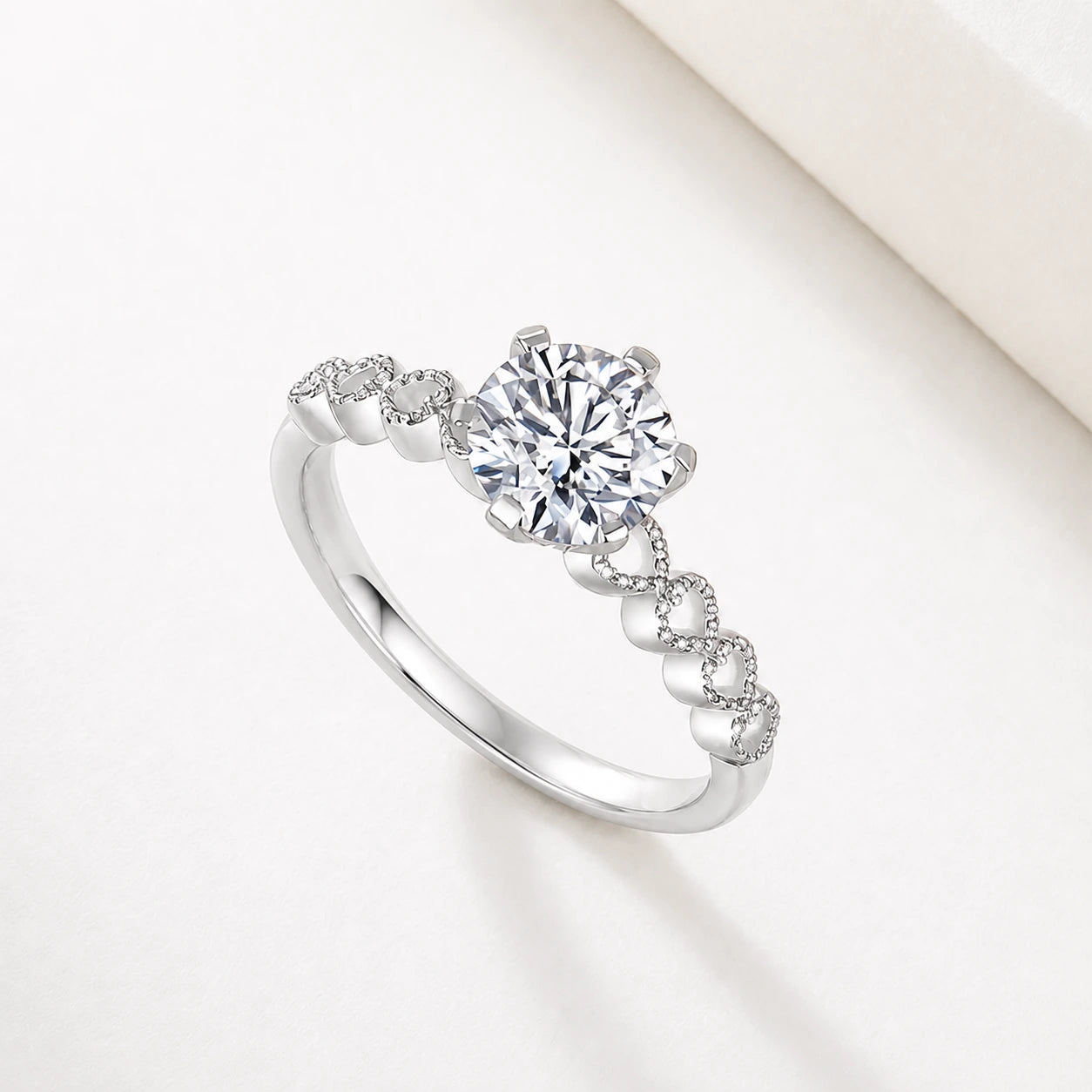 Énigme ring angled fixed-size view