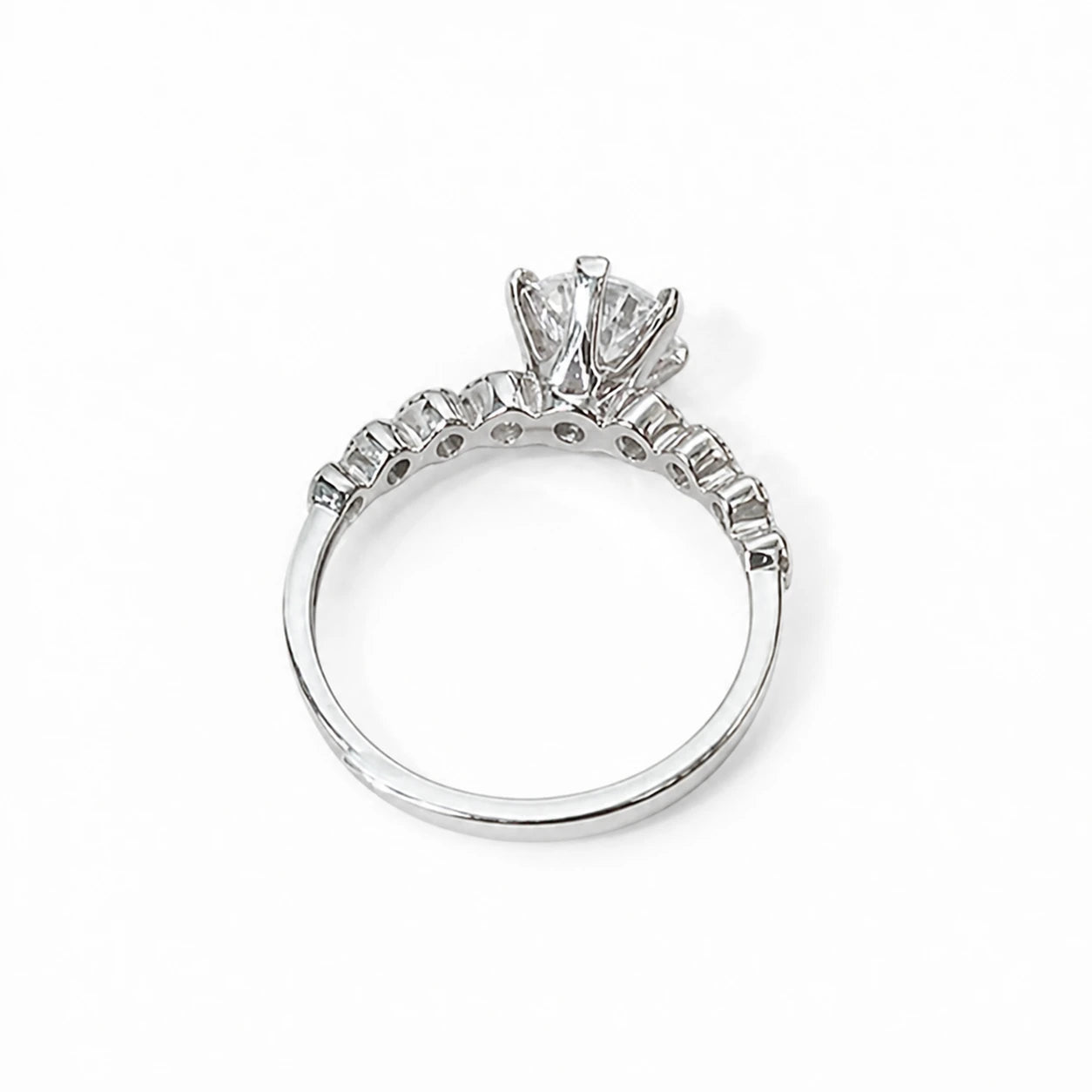 Énigme ring side profile