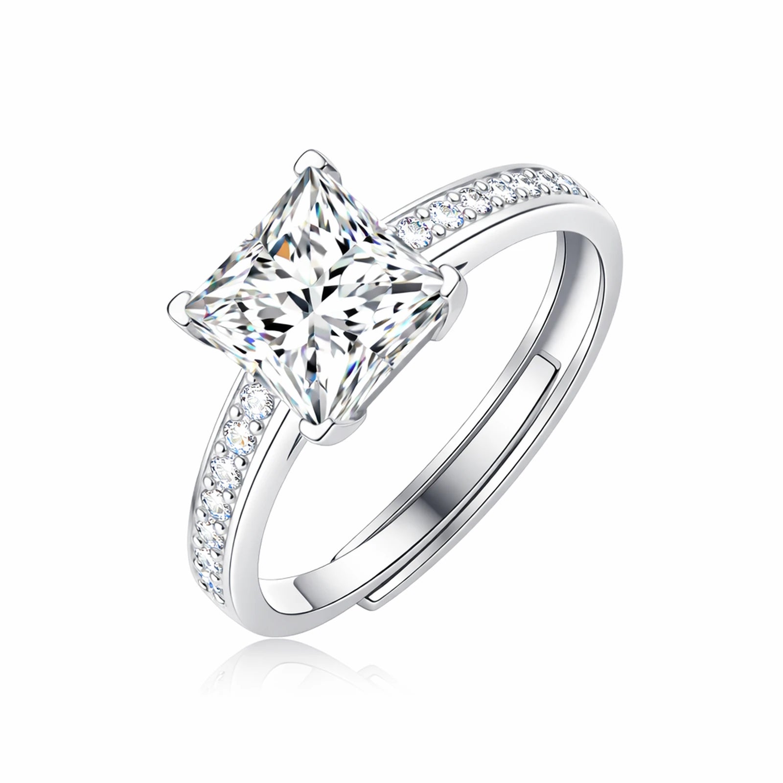 Princesse diamond ring three-quarter view